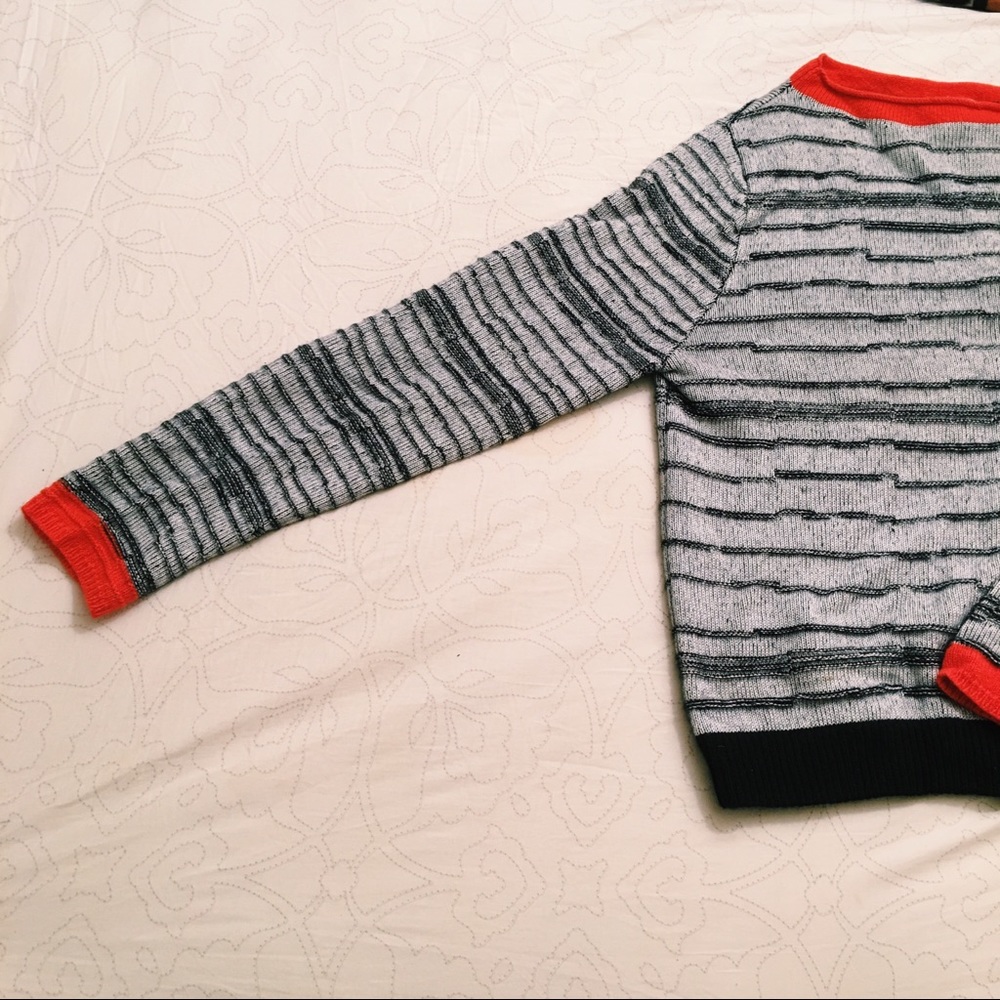 SI-IAE Cool Crewneck Sweater ❄️